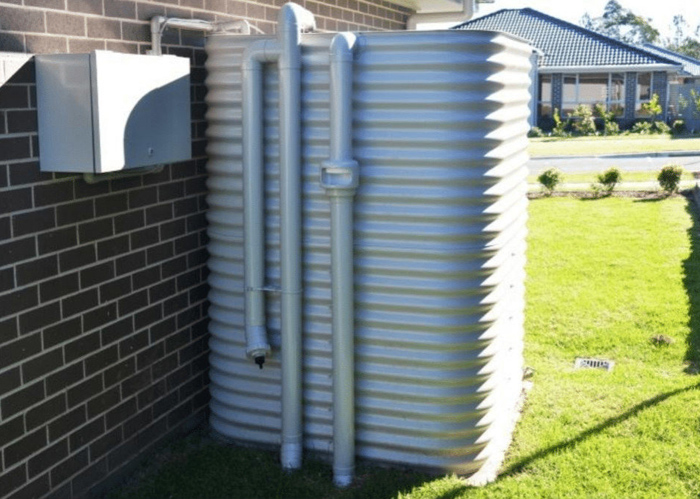 Installing Water Tanks With Pumps in Hoppers Crossing